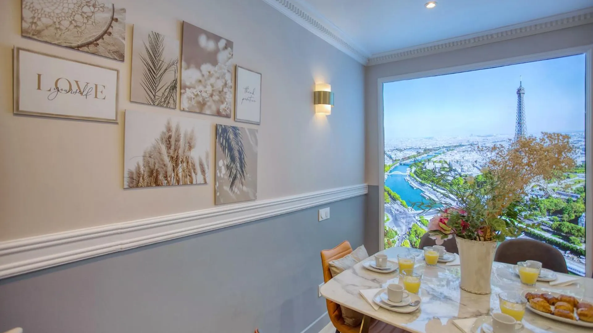 Elegant Triplex In Paris - Ideal For 10 - Aircon Appartement