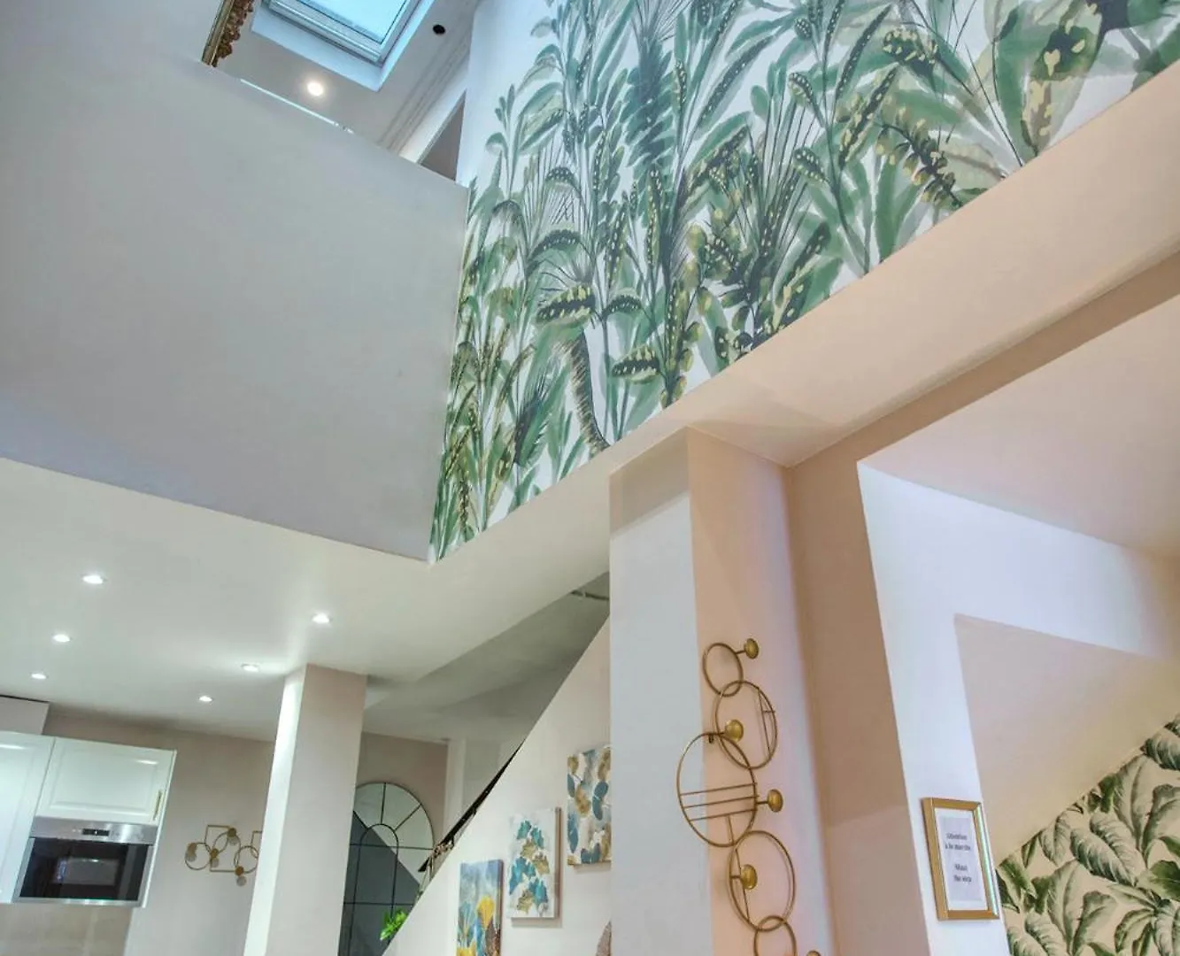 Elegant Triplex In Paris - Ideal For 10 - Aircon